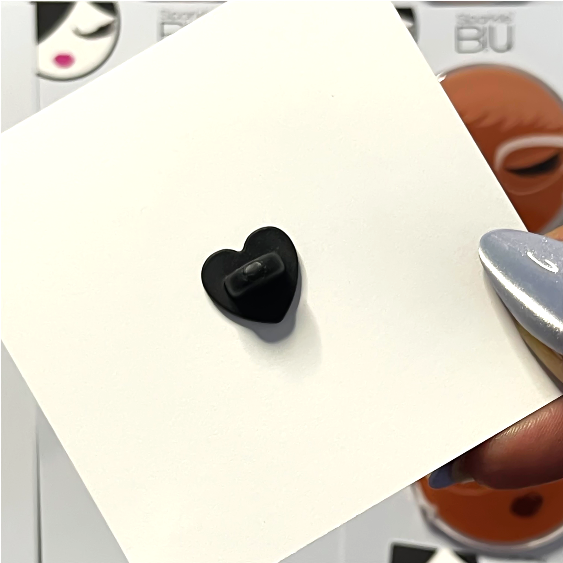 rubber black heart pin clutch back